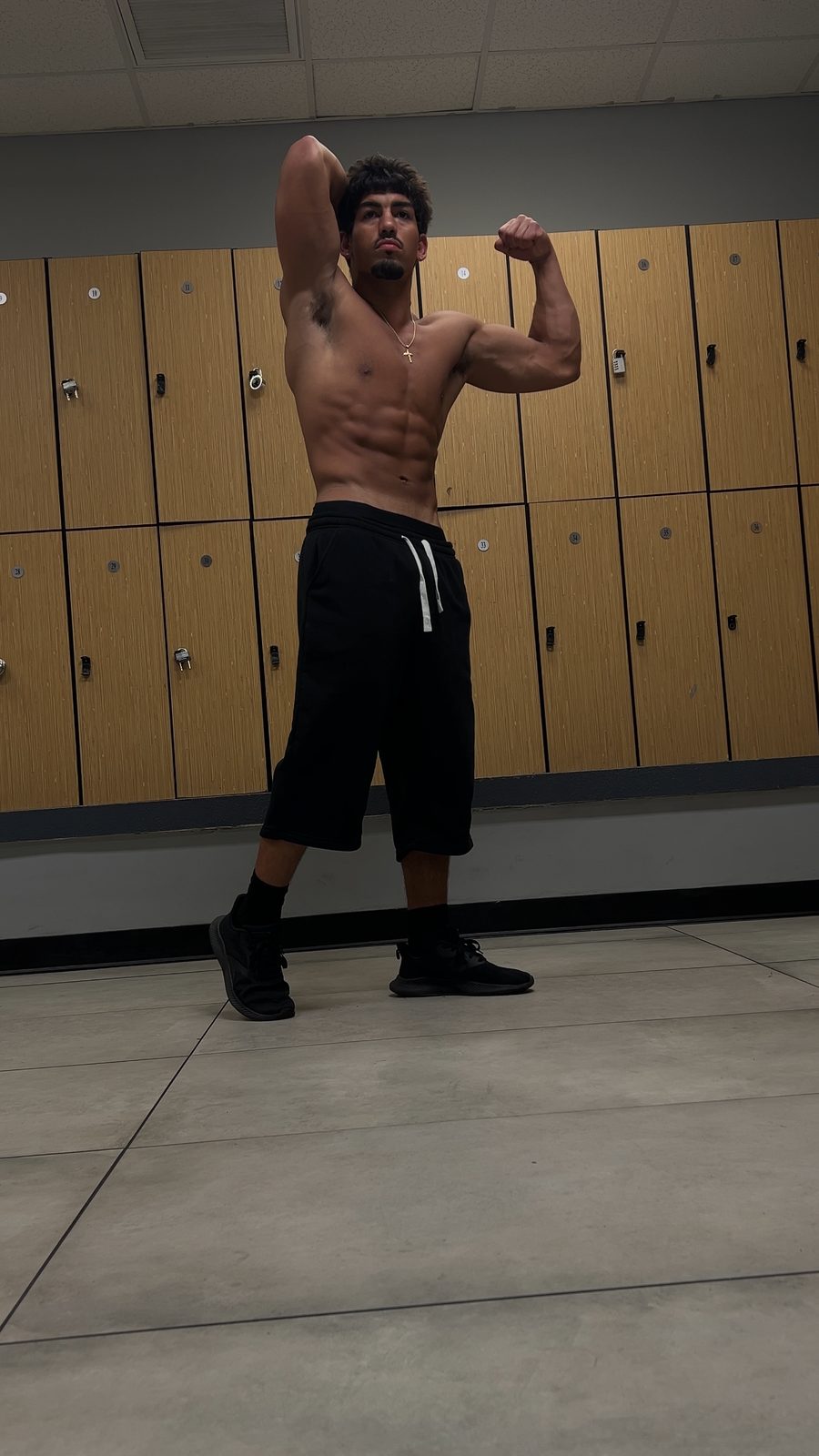 Amari in 2026, at 185 pounds